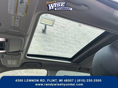 Used 2024 Subaru Forester Limited AWD/4WD image 3