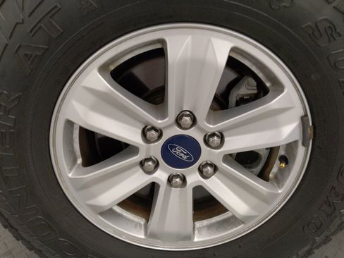 Used 2016 Ford F150 XLT image 31