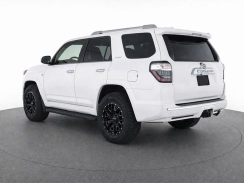 Used 2016 Toyota 4Runner Limited AWD/4WD image 3
