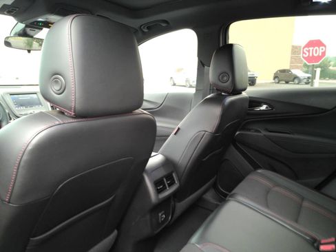 Used 2023 Chevrolet Equinox RS AWD/4WD image 13