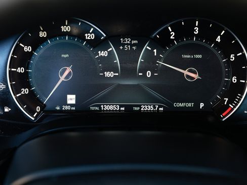 Used 2017 BMW 540i xDrive image 55