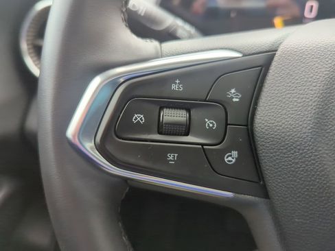 Certified 2025 Chevrolet Trax ACTIV w/ Sunroof Package FWD image 27