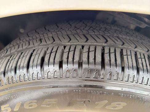 Used 2019 Cadillac XT5 FWD image 13