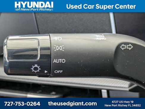 Certified 2025 Hyundai Santa Fe SEL FWD image 36