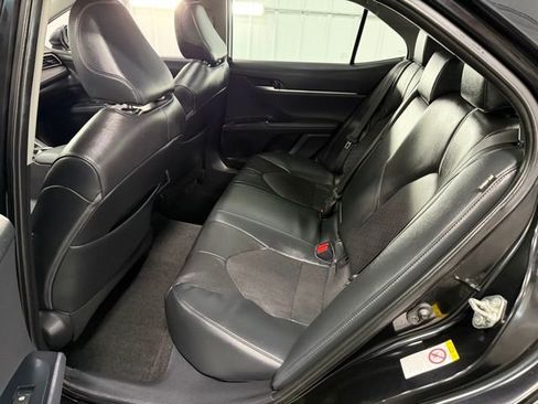 Used 2019 Toyota Camry XSE w/ Driver Assist Package image 10