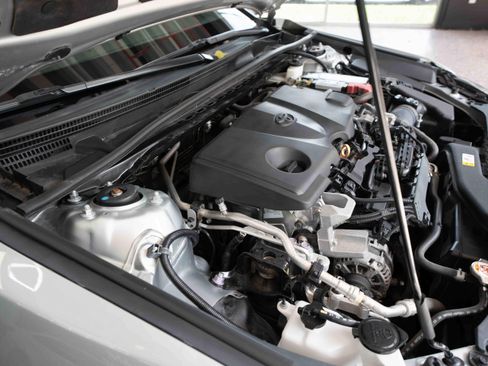 Used 2021 Toyota Camry SE FWD image 31
