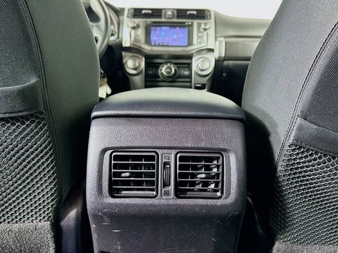 Used 2015 Toyota 4Runner SR5 image 25