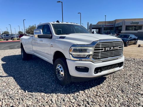 Used 2024 RAM 3500 Laramie w/ Safety Group AWD/4WD image 7