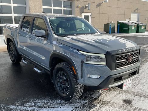 Used 2023 Nissan Frontier PRO-4X w/ Pro-4X Premium Package AWD/4WD image 3
