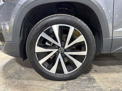 Used 2022 Volkswagen Taos SE image 10