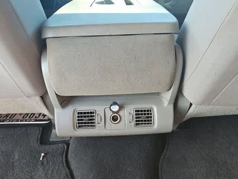 Used 2012 Toyota Tundra 4x4 CrewMax image 23