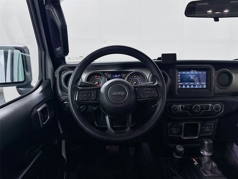 Used 2021 Jeep Wrangler Unlimited Sport image 3