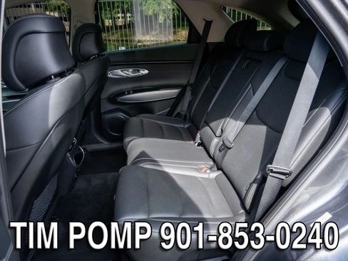 Used 2023 Genesis GV70 2.5T w/ Select Package AWD/4WD image 14