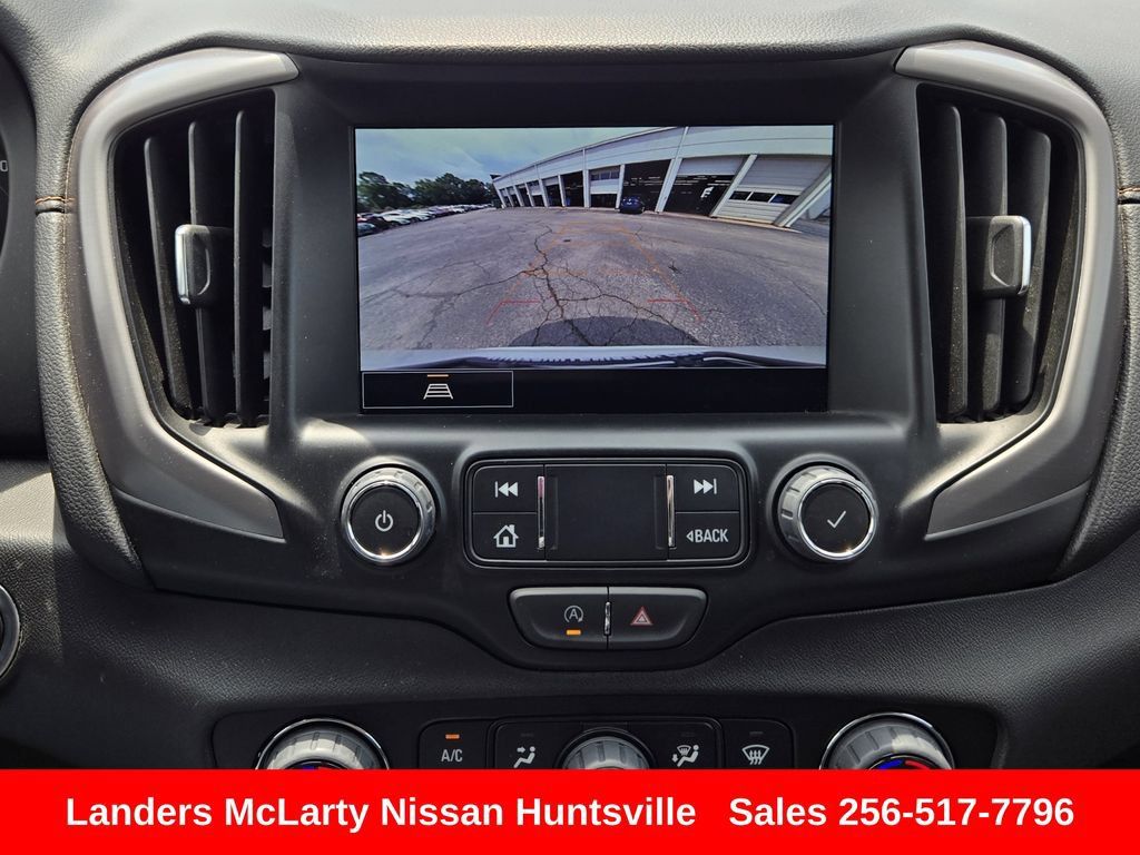 Used 2024 GMC Terrain AT4 AWD/4WD image 19