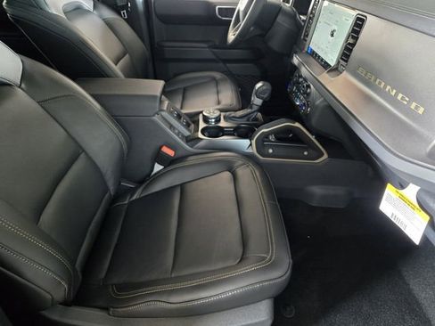 New 2025 Ford Bronco Badlands AWD/4WD image 10