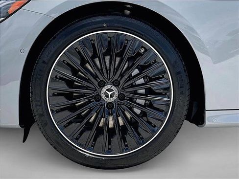 New 2026 Mercedes-Benz E 350 4MATIC Sedan image 14