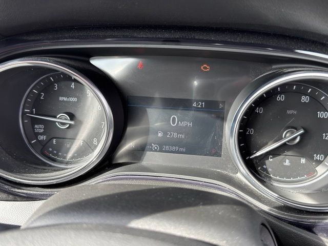 Used 2023 Buick Encore GX Select w/ Safety Package II FWD image 5