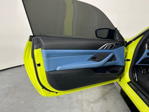 Used 2021 BMW M4 Coupe RWD image 9