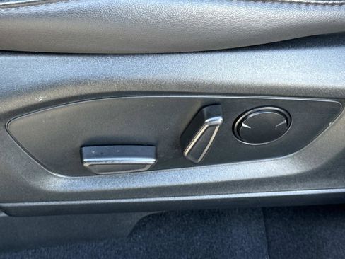 Used 2023 Ford Explorer XLT w/ Equipment Group 202A image 15