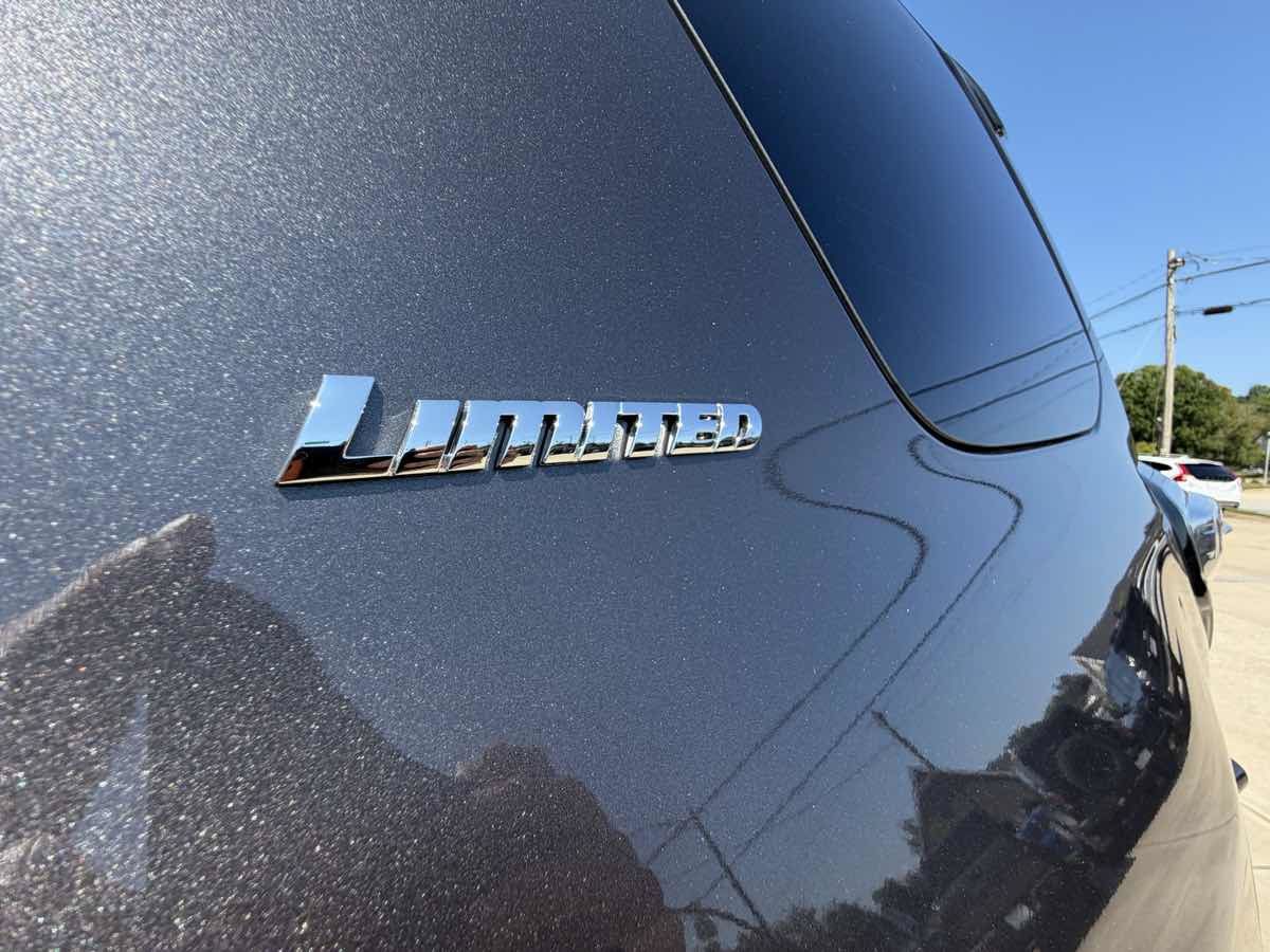 Used 2023 Toyota 4Runner Limited RWD image 10
