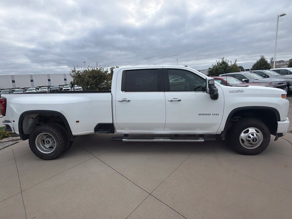 Used 2022 Chevrolet Silverado 3500 High Country w/ Safety Package II AWD/4WD image 23