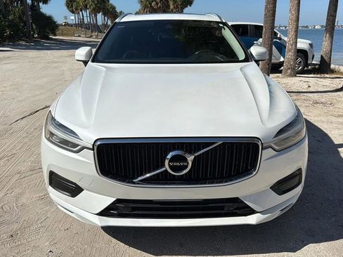 Used 2018 Volvo XC60 T5 Momentum w/ Vision Package image 11