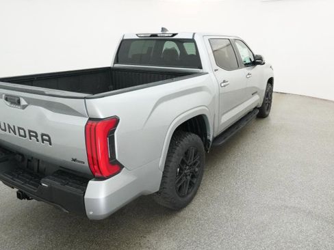New 2026 Toyota Tundra Limited AWD/4WD image 11