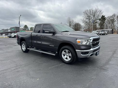 Used 2022 RAM 1500 Big Horn AWD/4WD image 4