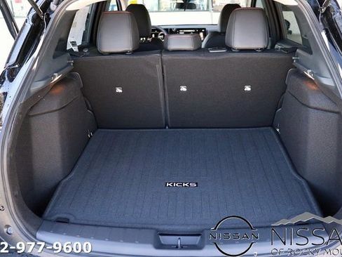 New 2025 Nissan Kicks SR AWD/4WD image 13