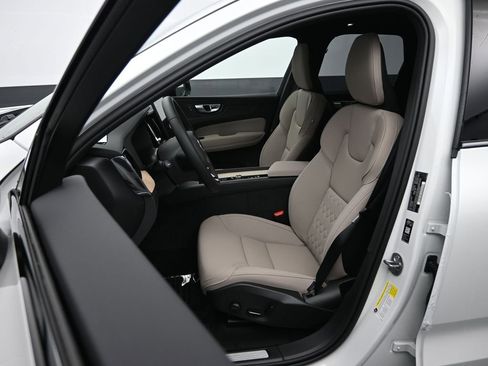 New 2026 Volvo XC60 B5 Plus w/ Climate Package AWD/4WD image 21