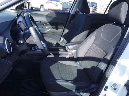 Certified 2023 Nissan Kicks SV image 13