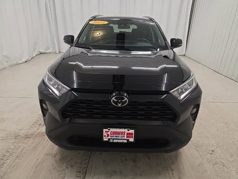 Used 2021 Toyota RAV4 XLE image 8