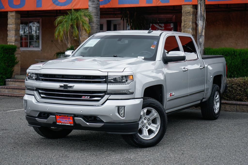 Used 2017 Chevrolet Silverado 1500 LTZ Z71 w/ LTZ Plus Package AWD/4WD image 4