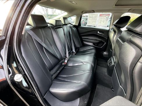 Used 2023 Acura TLX image 25