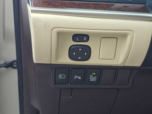 Used 2018 Lexus ES 350 w/ Navigation System Package FWD image 25