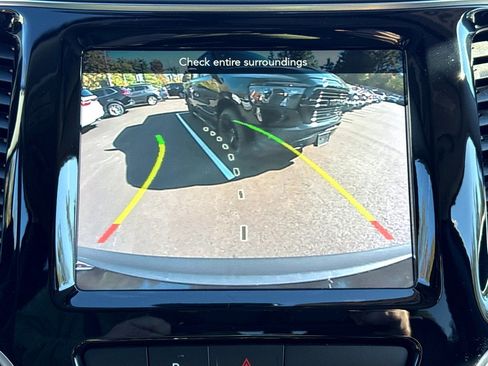 Used 2020 Jeep Cherokee Limited image 20