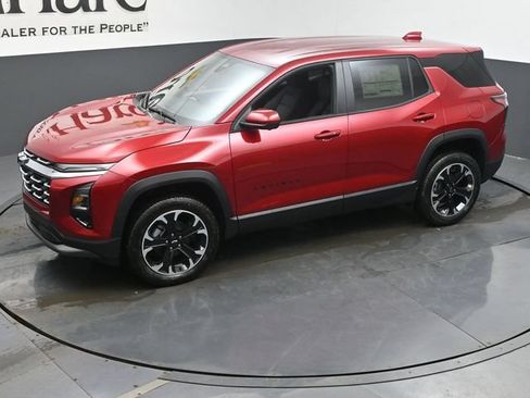 New 2026 Chevrolet Equinox LT w/ Safety and Technology Package FWD image 22