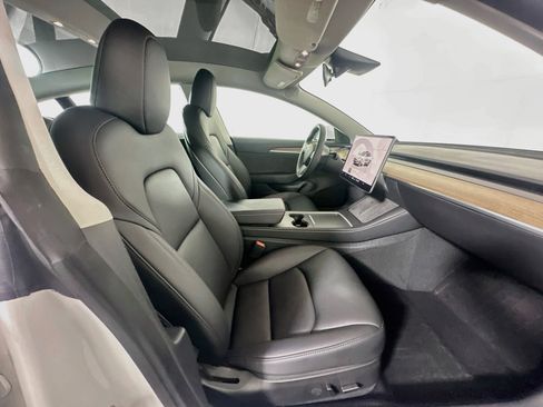 Used 2023 Tesla Model 3 Standard Range RWD image 31