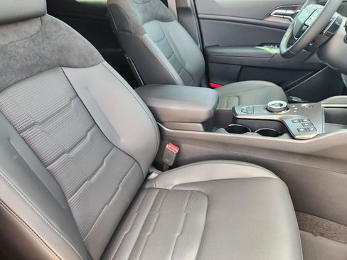 New 2026 Kia Sportage SX Prestige AWD/4WD image 11