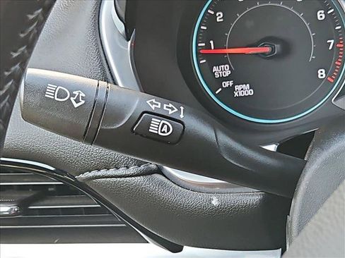 Used 2022 Chevrolet Traverse LT FWD image 16