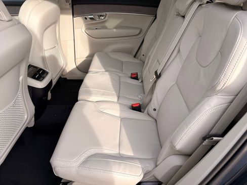 New 2026 Volvo XC90 B6 Ultra w/ Protection Package AWD/4WD image 14