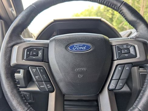Used 2019 Ford Expedition Max XLT w/ Equipment Group 202A RWD image 14