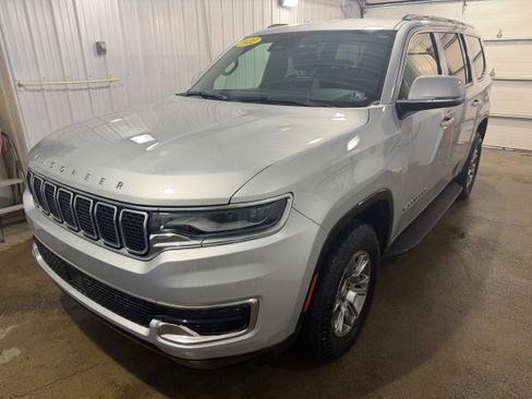 Used 2022 Jeep Wagoneer Series I image 4