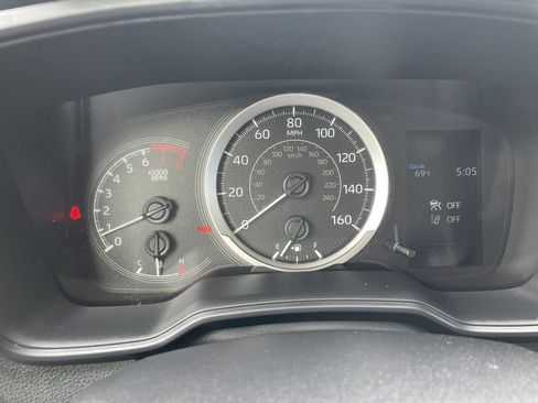 Used 2022 Toyota Corolla LE FWD image 17
