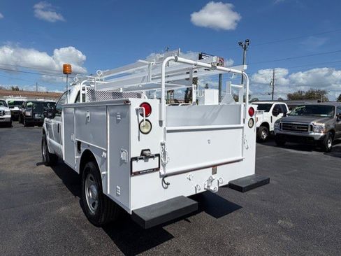 Used 2008 Ford F350 XL image 7