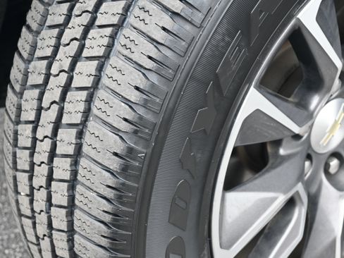 Used 2021 Chevrolet Tahoe LT w/ LT Signature Package image 15