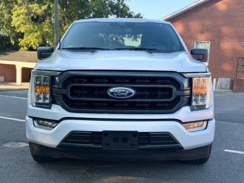 Used 2022 Ford F150 XLT w/ Equipment Group 302A High RWD image 9