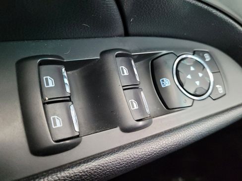 Used 2017 Ford Explorer XLT w/ Equipment Group 202A image 27