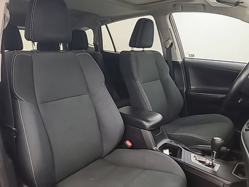 Used 2018 Toyota RAV4 XLE w/ Plus Extra Value Package FWD image 16