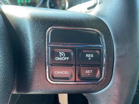 Used 2016 Jeep Wrangler Unlimited Sahara w/ Dual Top Group AWD/4WD image 12